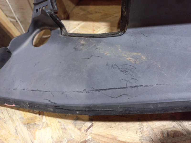 Пластик под лобовое стекло / Жабо RDX 06-12 2008 Внедорожник 2.3