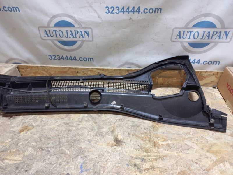 Пластик под лобовое стекло / Жабо RDX 06-12 2008 Внедорожник 2.3