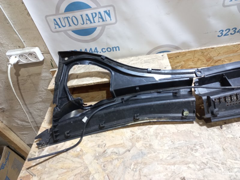 Пластик под лобовое стекло / Жабо RDX 06-12 2008 Внедорожник 2.3