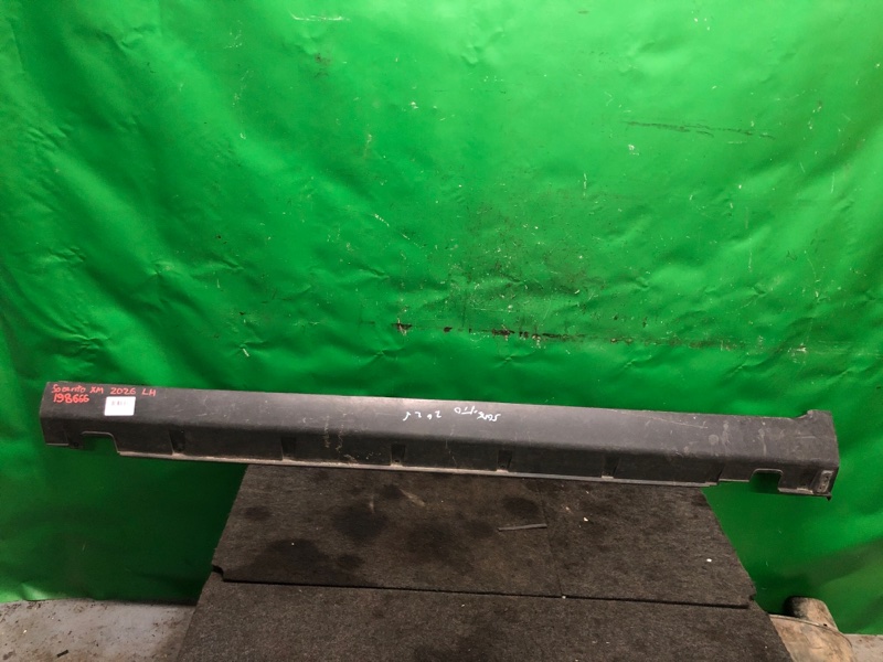 Накладка порога наружная левая KIA SORENTO XM 09-14 2012 Внедорожник 2.4 87751-2P000 Б/У