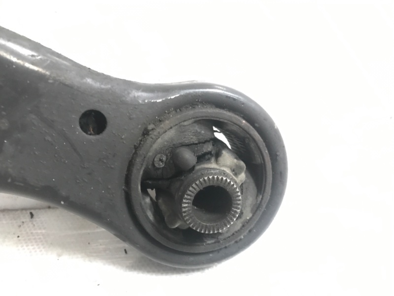 Рычаг передней подвески нижний передний левый AVALON 05-12 2006 GSX30 3.5 2GR-FE