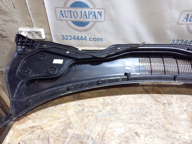 Пластик под лобовое стекло / Жабо MDX (YD3) 13-21 YD3