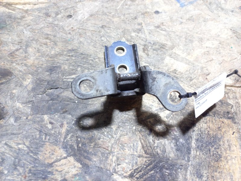 Петля двери нижняя задняя правая LEXUS RX300/330/350/400 03-09