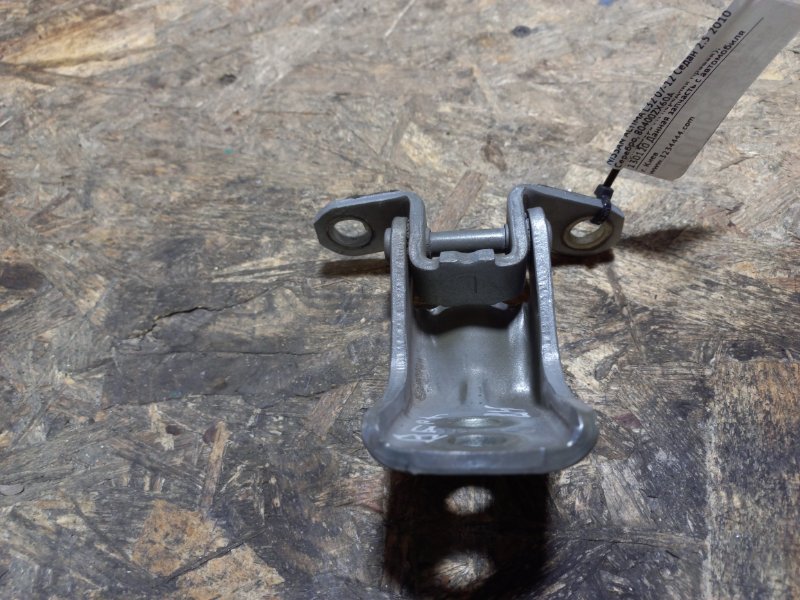 Запчасть петля двери верхняя передняя правая NISSAN ALTIMA L32 07-12 2010 Седан 2.5 80400-JA01A Б/У Петля двери верхняя передняя правая NISSAN ALTIMA L32 07-12 2010 Седан 2.5 80400-JA01A Б/У