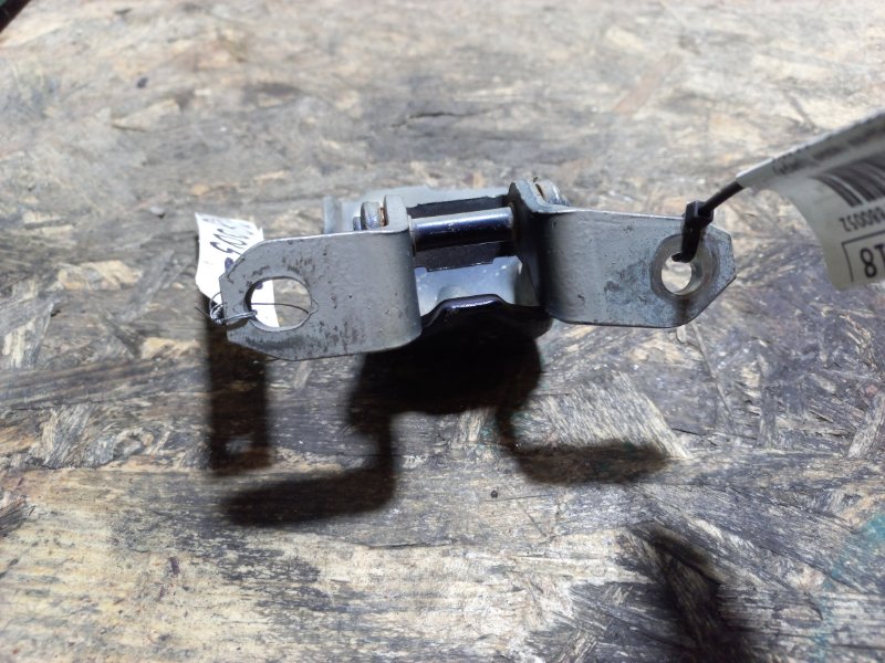 Петля двери верхняя передняя левая SUZUKI SX4 06-13 Хетчбек 2.0