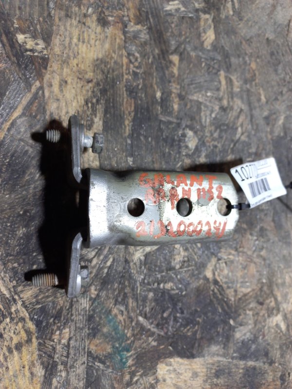 Петля двери нижняя задняя правая MITSUBISHI GALANT 03-12 2010 Седан 2.4 MR271687 Б/У