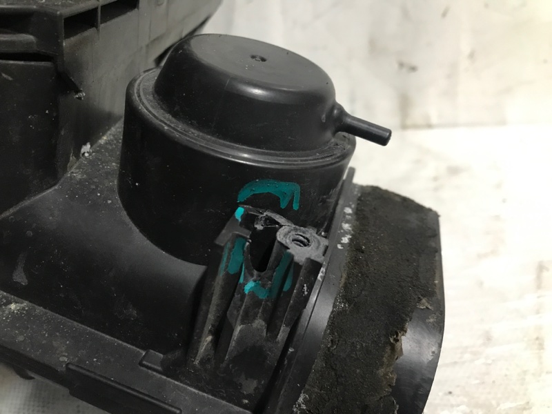 Корпус воздушного фильтра AVALON 05-12 2006 GSX30 3.5 2GR-FE Корпус воздушного фильтра AVALON 05-12 2006 GSX30 3.5 2GR-FE