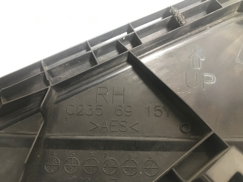 Накладка крыла правая MAZDA 5 CR 05-10 Минивен 2.3