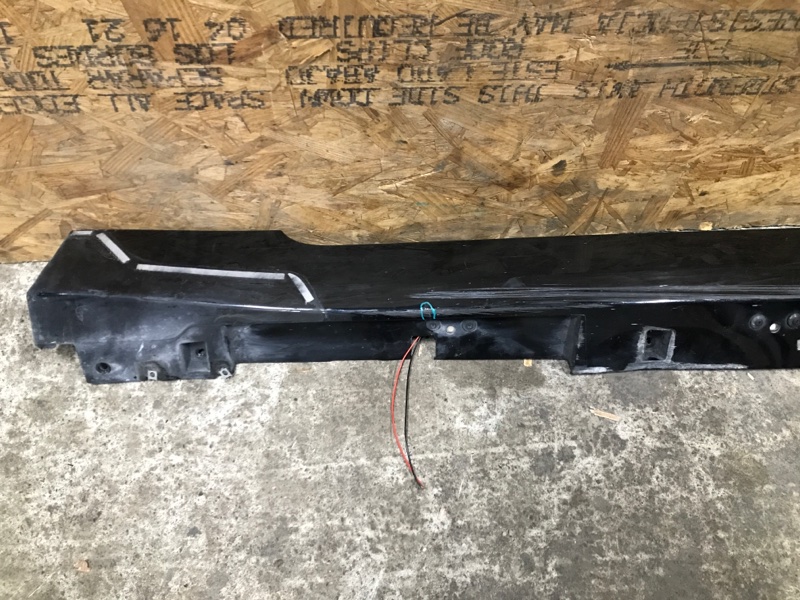 Накладка порога наружная левая INFINITI Q50 15-20 Седан 3.0 VR30DDTT Накладка порога наружная левая INFINITI Q50 15-20 Седан 3.0 VR30DDTT