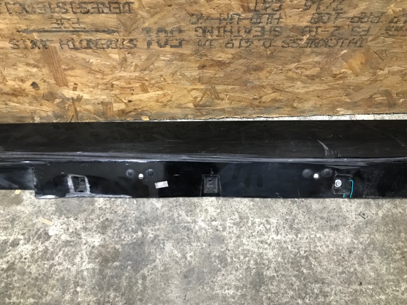 Накладка порога наружная левая Q50 15-20 2017 Седан 3.0 VR30DDTT Накладка порога наружная левая Q50 15-20 2017 Седан 3.0 VR30DDTT