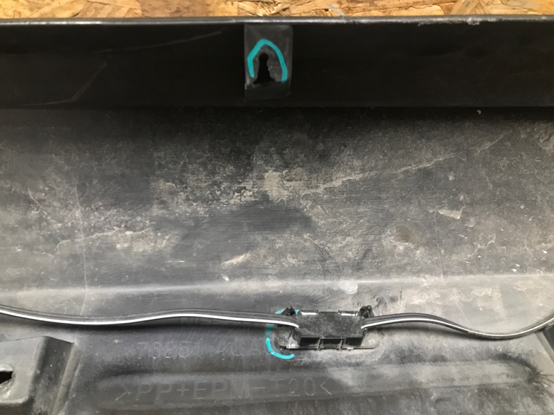 Накладка порога наружная левая Q50 15-20 2017 Седан 3.0 VR30DDTT Накладка порога наружная левая Q50 15-20 2017 Седан 3.0 VR30DDTT