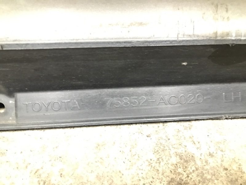 Накладка порога наружная левая AVALON 05-12 2006 GSX30 3.5 2GR-FE