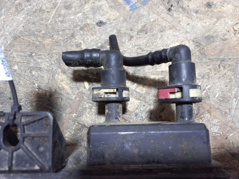 Абсорбер топливный FOCUS 10-18