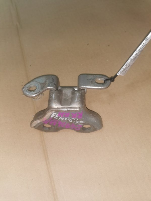 Петля двери верхняя задняя правая TOYOTA CAMRY 40 06-11 ACV40 2.4 2AZFE Петля двери верхняя задняя правая TOYOTA CAMRY 40 06-11 ACV40 2.4 2AZFE