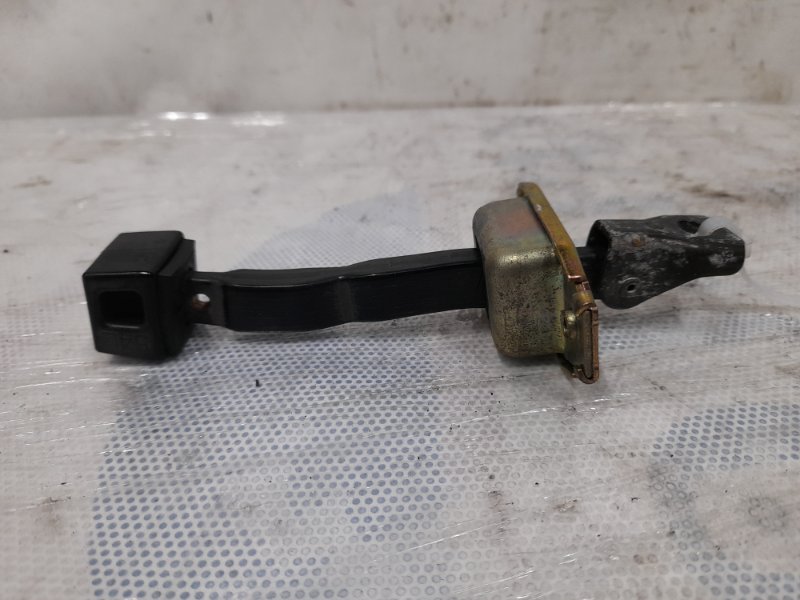 Запчасть ограничитель двери задний левый MITSUBISHI OUTLANDER XL 05-13 2007 Внедорожник 3.0 6B31 5732A029 Б/У Ограничитель двери задний левый MITSUBISHI OUTLANDER XL 05-13 2007 Внедорожник 3.0 6B31 5732A029 Б/У