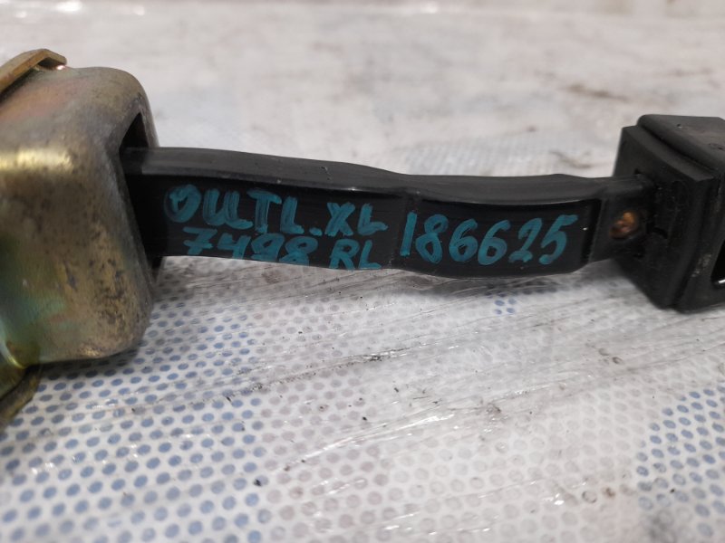 Ограничитель двери задний левый OUTLANDER XL 05-13 2007 Внедорожник 3.0 6B31 Ограничитель двери задний левый OUTLANDER XL 05-13 2007 Внедорожник 3.0 6B31