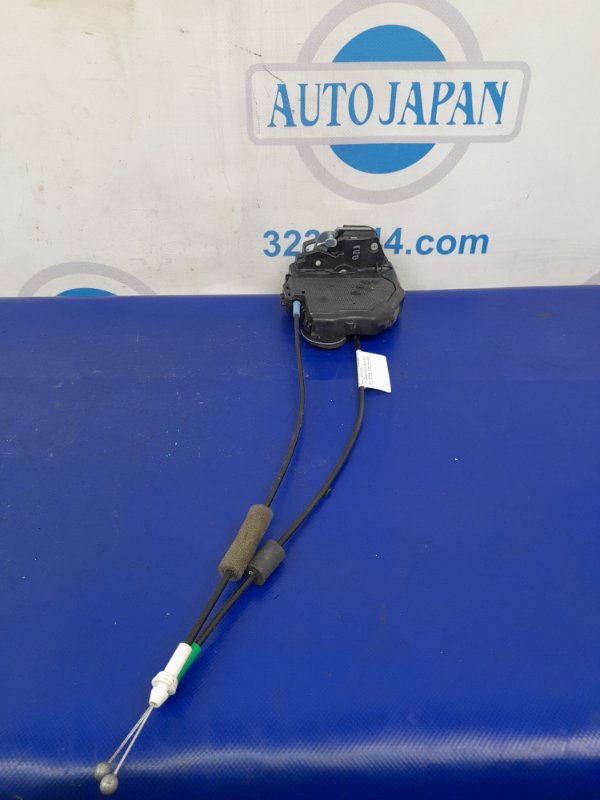 Замок двери задний правый VENZA 09-16 2013 GGV10 3.5 2GR-FE Замок двери задний правый VENZA 09-16 2013 GGV10 3.5 2GR-FE