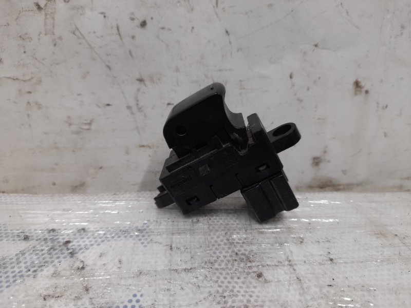 Кнопка стеклоподъемника задняя правая INFINITI EX35(37) 07-12 Внедорожник 3.5 Кнопка стеклоподъемника задняя правая INFINITI EX35(37) 07-12 Внедорожник 3.5