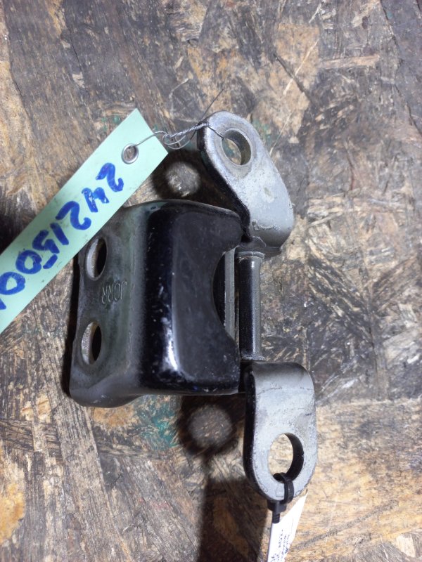 Петля двери верхняя задняя правая MDX (YD2) 06-13 2006 YD2 3.7 Петля двери верхняя задняя правая MDX (YD2) 06-13 2006 YD2 3.7