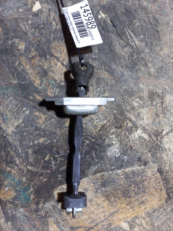 Запчасть ограничитель двери передний правый TOYOTA CAMRY 40 06-11 68610-06040 Б/У Ограничитель двери передний правый TOYOTA CAMRY 40 06-11 68610-06040 Б/У