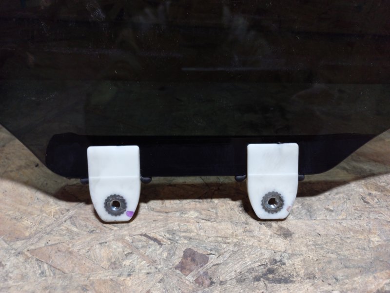 Стекло двери заднее правое RDX 12-19 2014 Внедорожник 3.5 J35Z2