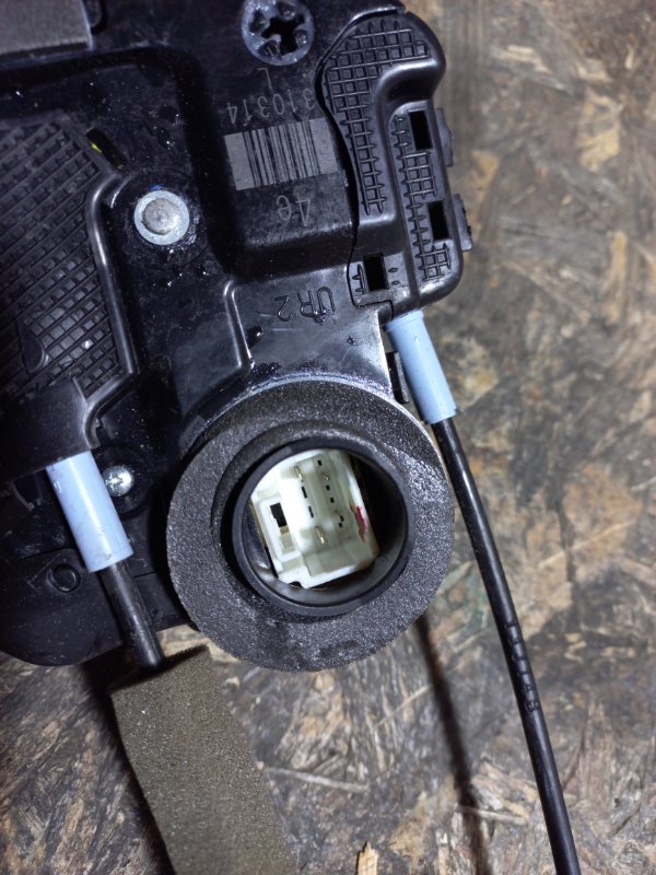 Замок двери задний правый RDX 12-19 2014 Внедорожник 3.5