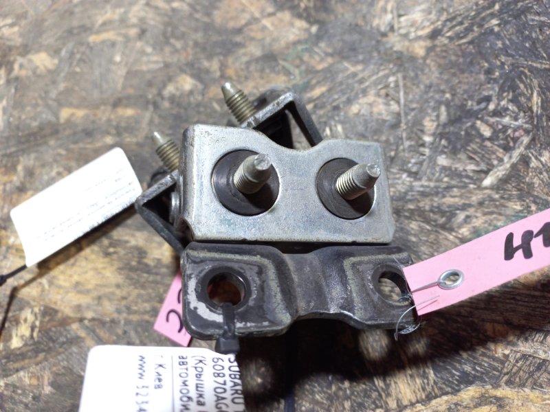 Петля крышки багажника левая TRIBECA B9 05-07