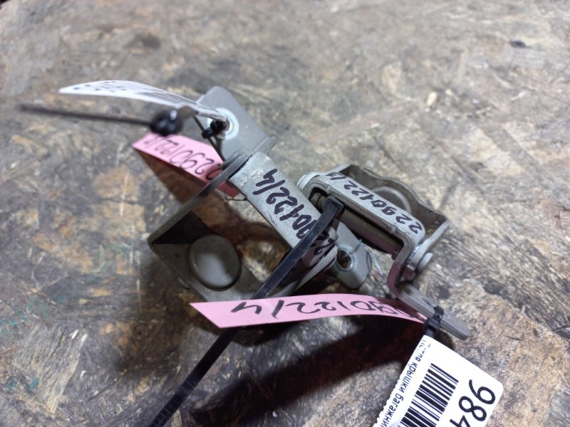 Петля крышки багажника левая HYUNDAI ACCENT RB 10- 79770-1J000 Б/У