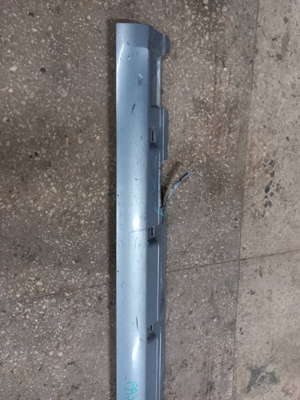 Накладка порога наружная правая PASSAT CC 08-12 Седан