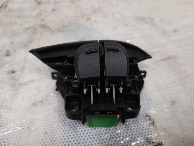 Кнопки на руль левые RDX 06-12 2007 Внедорожник 2.3 Кнопки на руль левые RDX 06-12 2007 Внедорожник 2.3