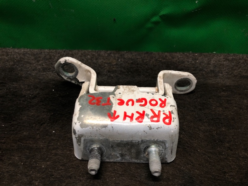 Петля двери верхняя задняя правая NISSAN X-TRAIL/ROGUE T32 13-20 Б/У