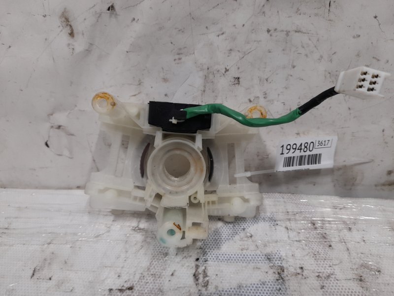 Запчасть датчик угла поворота руля MAZDA 6 GH 07-12 2011 GH 2.5 TD11-66-1B1 Б/У Датчик угла поворота руля MAZDA 6 GH 07-12 2011 GH 2.5 TD11-66-1B1 Б/У