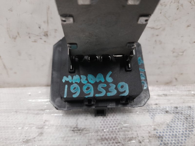 Резистор печки 6 GH 07-12 2011 GH 2.5 Резистор печки 6 GH 07-12 2011 GH 2.5