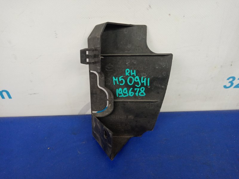 Запчасть дефлектор радиатора правый MAZDA 5 CR 05-10 2009 Минивен 2.3 CE19-56-251 Б/У Дефлектор радиатора правый MAZDA 5 CR 05-10 2009 Минивен 2.3 CE19-56-251 Б/У