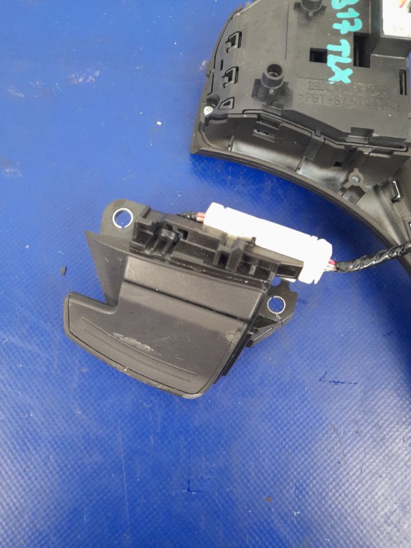 Кнопки на руль TLX 14-17 2015 Седан 2.4