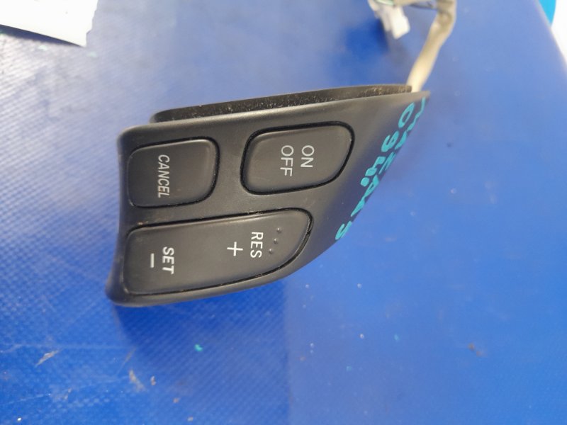 Кнопки на руль 5 CR 05-10 2009 Минивен 2.3