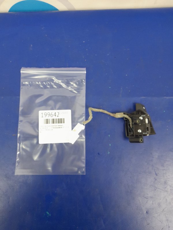 Запчасть лепестки переключения передач правые ACURA RDX 12-19 2018 Внедорожник 3.5 78560-T3R-A01ZA Б/У Лепестки переключения передач правые ACURA RDX 12-19 2018 Внедорожник 3.5 78560-T3R-A01ZA Б/У