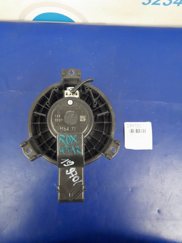 Запчасть моторчик печки ACURA RDX 19- 2019 Внедорожник 2.0 79310-TJB-A41 Б/У Моторчик печки ACURA RDX 19- 2019 Внедорожник 2.0 79310-TJB-A41 Б/У