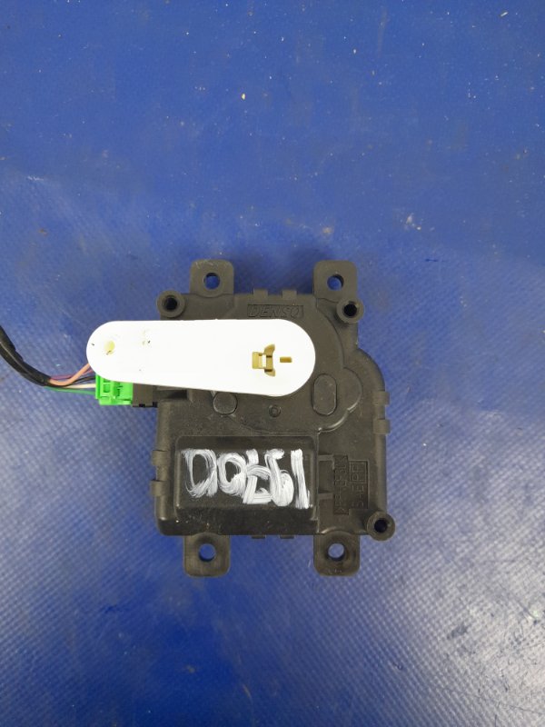 Запчасть моторчик заслонки печки ACURA RDX 19- 2019 Внедорожник 2.0 79350-TAA-J41 Б/У Моторчик заслонки печки ACURA RDX 19- 2019 Внедорожник 2.0 79350-TAA-J41 Б/У