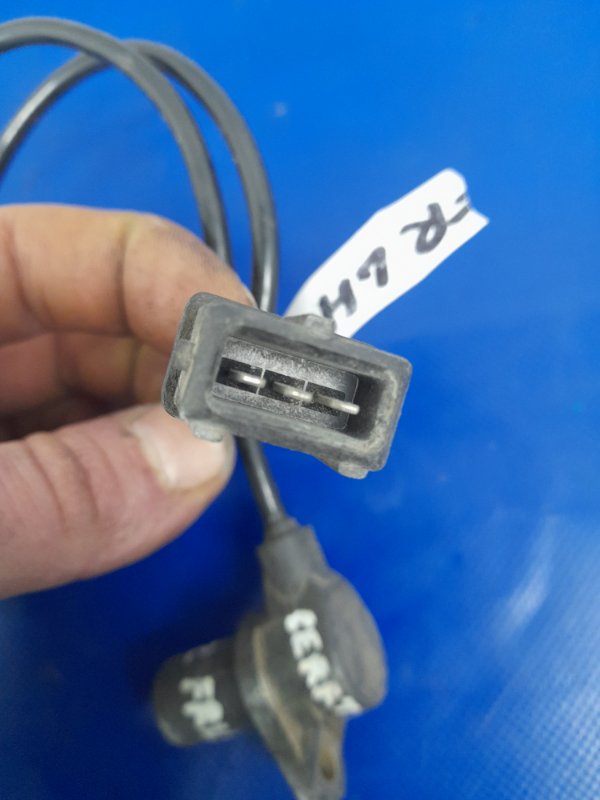 Датчик ABS передний левый CERATO LD 04-08 Датчик ABS передний левый CERATO LD 04-08