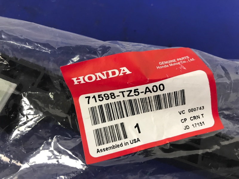 Кронштейн заднего бампера задний левый MDX (YD3) 13-21 Кронштейн заднего бампера задний левый MDX (YD3) 13-21