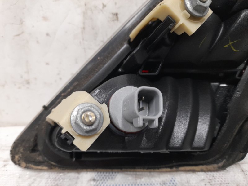 Фонарь внутренний задний левый 6 GH 07-12 2011 Седан 2.5