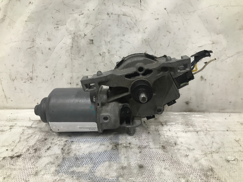 Моторчик стеклоочистителя передний HYUNDAI SONATA YF 10-14