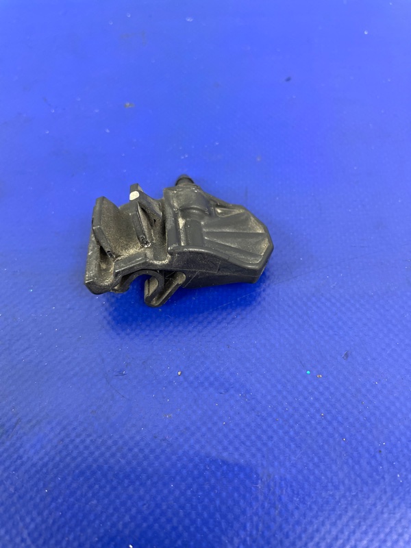 Форсунка омывателя стекла M35/M45 04-10 2006 Седан VQ35DE