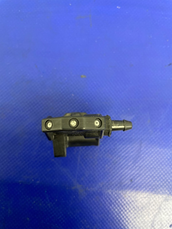 Форсунка омывателя стекла M35/M45 04-10 2006 Седан VQ35DE