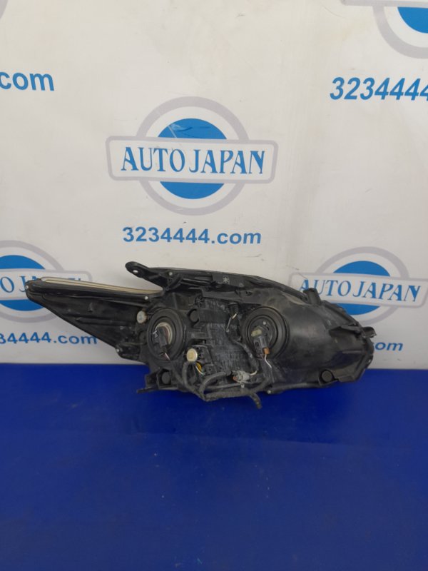 Фара передняя левая PRIUS - 30 09-17