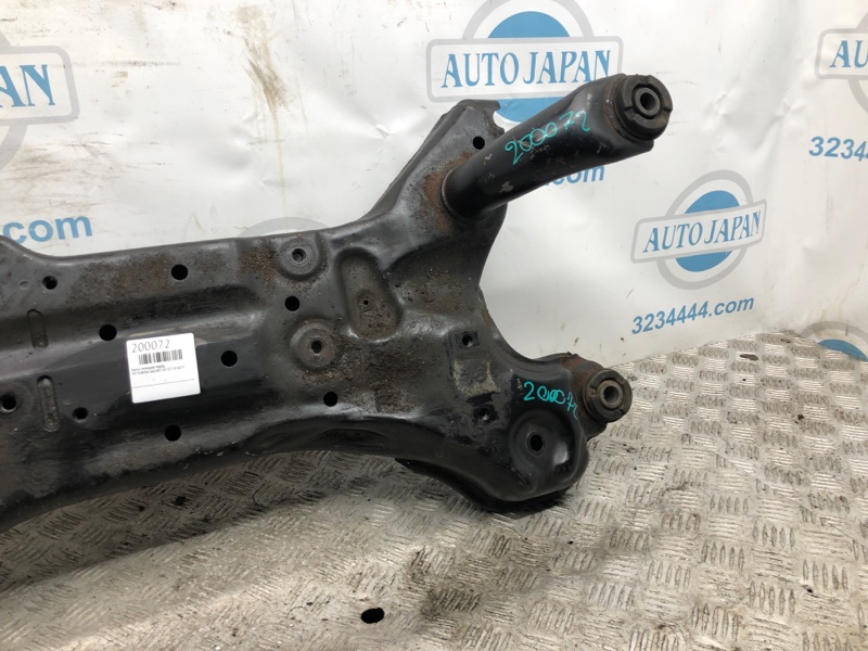 Балка передней подвески передняя MITSUBISHI GALANT 03-12 3.8  6G75