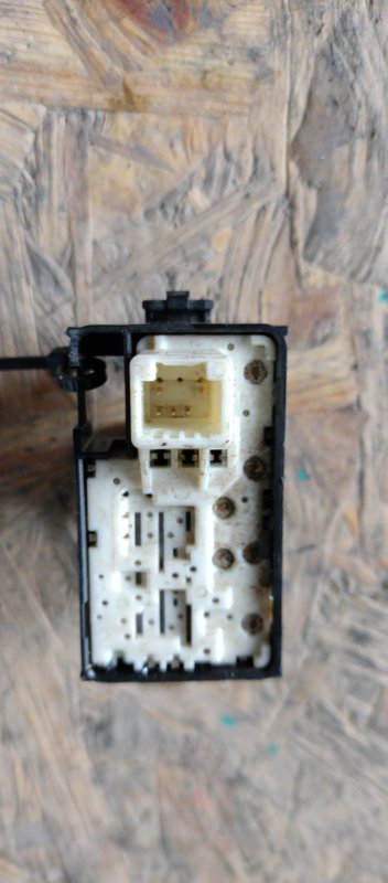 Кнопка стеклоподъемника SIENNA 11-16 2014 Внедорожник 3.5