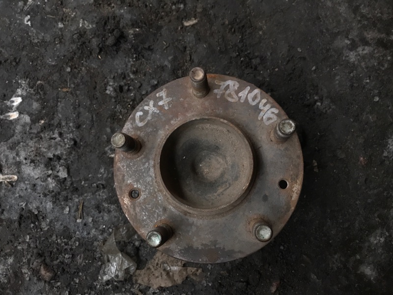 Запчасть ступица задняя правая MAZDA CX-7 06-12 GS1D-26-15XA Б/У Ступица задняя правая MAZDA CX-7 06-12 GS1D-26-15XA Б/У