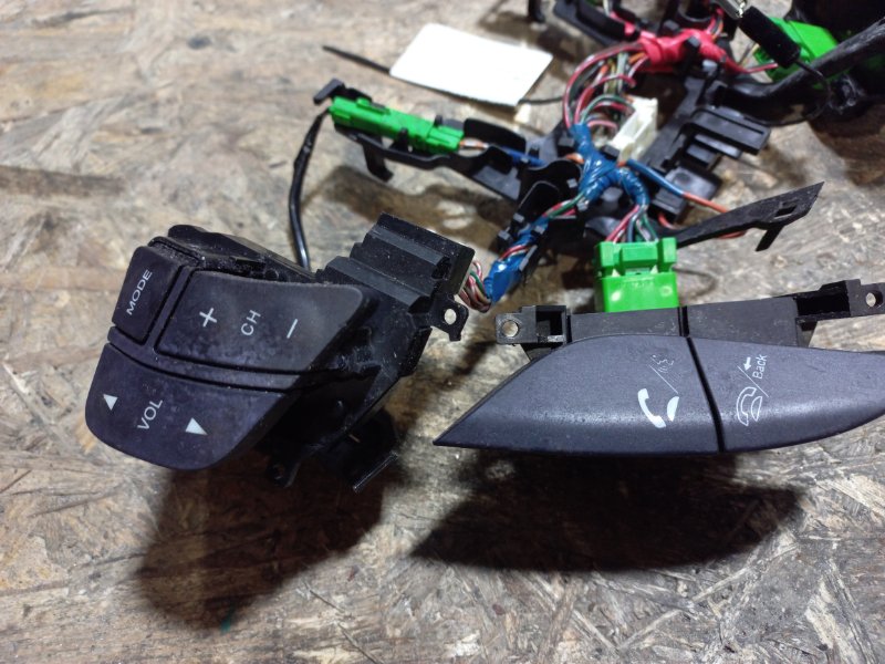 Кнопки на руль RDX 06-12 Внедорожник